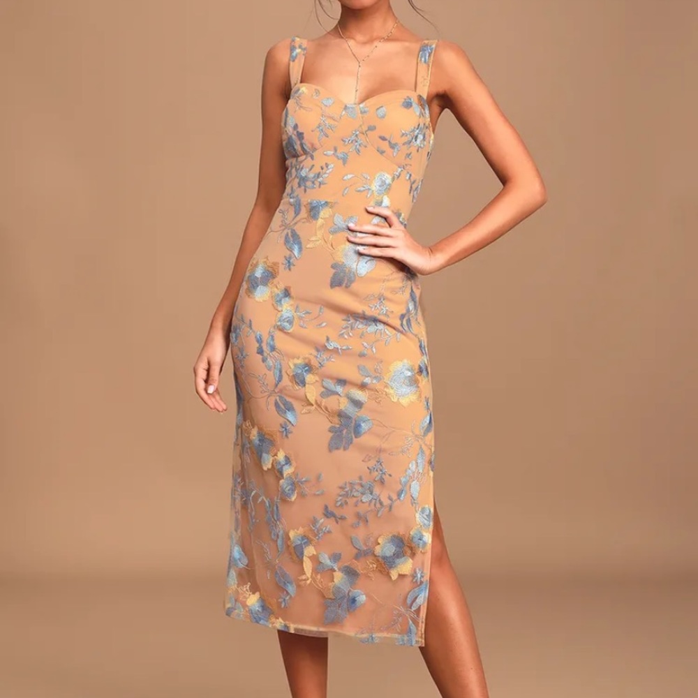 NWT Lulus Watch Me Now Beige Embroidered Bustier Bodycon Midi Dress